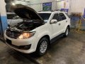 Selling White Toyota Fortuner 2014-5