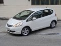 Sell White 2009 Honda Jazz -8