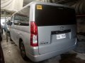 Toyota Hiace 2019 Van -3