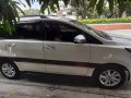 Selling Pearl White Toyota Innova 2016 -5