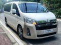 Selling White Toyota Hiace 2020-8