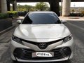 Pearl White Toyota Camry 2020-5