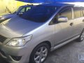 Selling Brightsilver Toyota Innova 2012 in Las Pinas-1