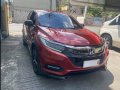 Selling Red Honda HR-V 2019 in Makati-3