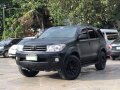 Selling Toyota Fortuner 2010-7