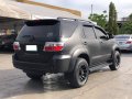 Selling Toyota Fortuner 2010-6
