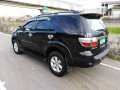 Selling Black Toyota Fortuner 2010 in Manila-3