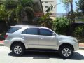 2006MDL TOYOTA FORTUNER G. A/T Vvti GAS-2