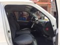 Selling White Toyota Hiace Super Grandia 2017 -5