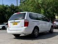 Hot deal alert! 2nd hand 2011 Kia Carnival EX LWB Automatic Diesel for sale!-2
