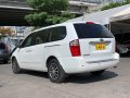 Hot deal alert! 2nd hand 2011 Kia Carnival EX LWB Automatic Diesel for sale!-9