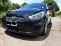 Selling Hyundai Accent 2016 -3