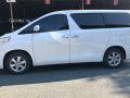 Selling White Toyota Alphard 2011 -7