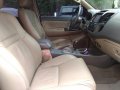 2013Mdl TOYOTA FORTUNER G. A/T DSEL D4D. LETHUIM SILVER-1