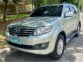 Selling White Toyota Fortuner 2012 -9