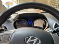 Selling Hyundai Tucson 2012 -0