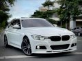 Selling White BMW 320D 2019 -7