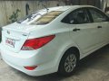 Selling Hyundai Accent 2016 -1