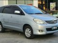Toyota Innova 2009-0