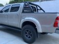 Sell 2013 Toyota Hilux -1