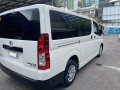 2019 Toyota Hiace Commuter Deluxe 2.8MT-3