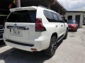 Selling White Toyota Prado 2010-0