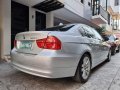 Selling BMW 320D 2011-7