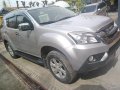 Sell 2017 Isuzu Mu-X -2