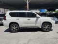 Selling White Toyota Prado 2010-1