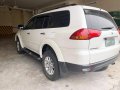 Pearl White Mitsubishi Montero 2013 -7