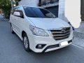 Pearl White Toyota Innova 2015 -0