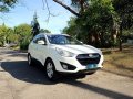 White Hyundai Tucson 2012 -0