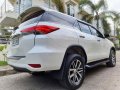 TOYOTA FORTUNER V A/T -- 2016-5