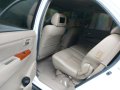 Sell White 2010 Toyota Fortuner -0