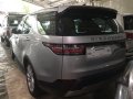 Silver Land Rover Discovery 2021-3