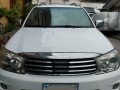 Sell White 2010 Toyota Fortuner -3