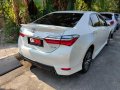 Pearl White Toyota Altis 2018-0