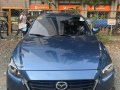 Selling Mazda 3 2017-3