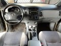 Silver Toyota Innova 2009 -2