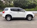  Isuzu Mu-X 2016 Automatic-7