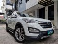 White Hyundai Santa Fe 2014 -9