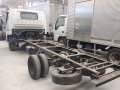 ISUZU ELF Cat Eye Cab & Chassis-3