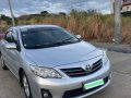 Selling Silver Toyota Corolla Altis 2011 in Taytay-1