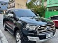 Selling Black Ford Everest 2017 in Quezon-6
