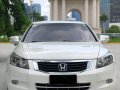 Selling White Honda Accord 2008 in Makati-8