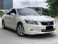 Selling White Honda Accord 2008 in Makati-9