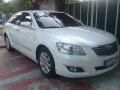 White Toyota Camry 2006 for sale in Quezon City-9