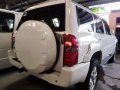 Selling White Nissan Patrol Super Safari 2010 in Pasig-4