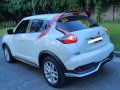 Pearl White Nissan Juke 2015 for sale in Automatic-3