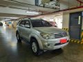 Brightsilver Toyota Fortuner 2007 for sale in Makati-2